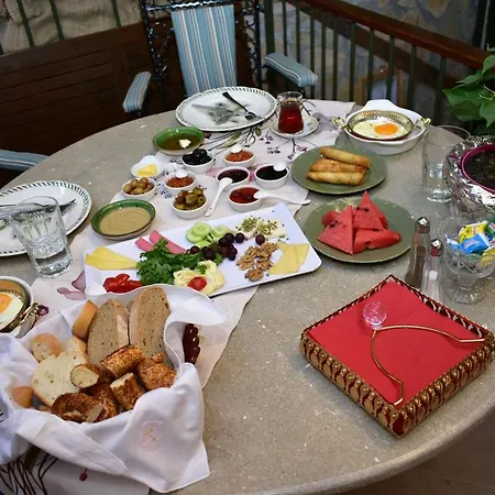 Konukevi Olivia 1845 Ayvalık *
