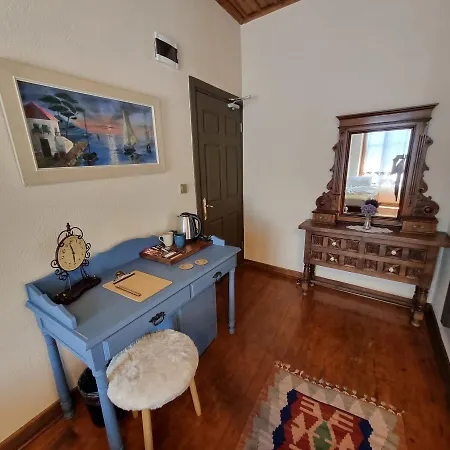 Olivia 1845 Ayvalık Konukevi *